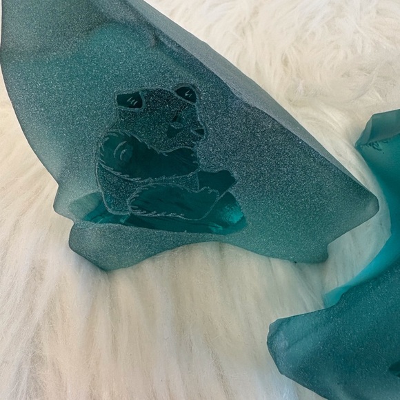 Elegant Teal Glass Art Pieces 1988 Olympics - Picture 3 of 9